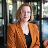 Julia Harnischfeger Email & Phone Number