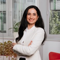 Zuzana Othmanová Email