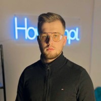 HowSimpl Employee Vlad Nechyporuk's profile photo