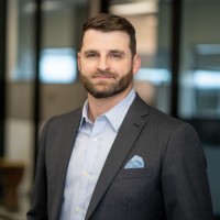 Quintessence Wealth Employee Dan Shkolnik's profile photo