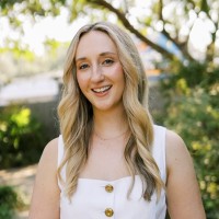 Sydney Davis Email & Phone Number