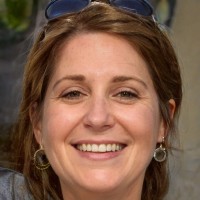 Toucan Employee Julie Perez's profile photo