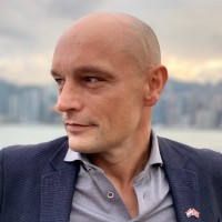 Michiel Geschiere Email