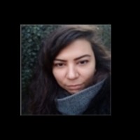 Özden Bayrak Email