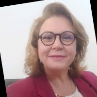 deactivated page Employee Jennifer H.'s profile photo