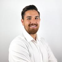 Dominik Schultz Email