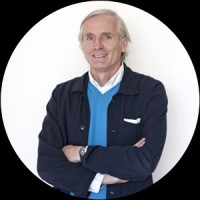 Cristóbal Thomas de Carranza Méndez de Vigo Email