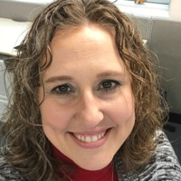 Lyn-Dee Moore Email & Phone Number