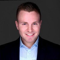 Julian Schlütter Email