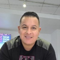 T-Mobile Employee Victor Coronel's profile photo