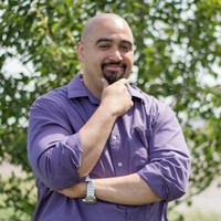 Daniel Gonzalez Email & Phone Number
