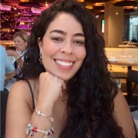 Vivi Araújo Email
