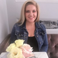 Stephanie van Hoesen Email & Phone Number