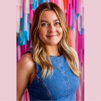 Moo & Goo Employee Alice Evans's profile photo