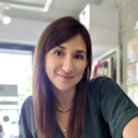 Marta Ogrodowczyk Email