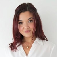 Amanda Singer Email & Phone Number