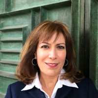 Coldwell Banker Community Professionals Employee Yvette Diamond's profile photo