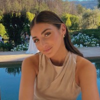 Ava Dagres Email & Phone Number