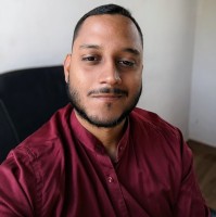 Edgar Rivas Email