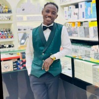 C Restaurant Employee Yusufu Reymond's profile photo