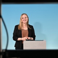 Anja Ehlers Email