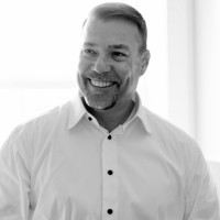 Sterling Owens Email & Phone Number