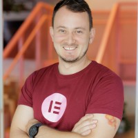Elementor Employee Dennis Nerush's profile photo
