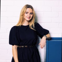 Phoenix Creative Management Employee Lucy Chesterton's profile photo