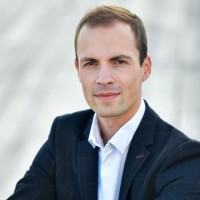 Étienne B. Email