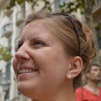 Make Group Employee Zoe Hill's profile photo