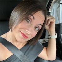 Mari Oliveras Email
