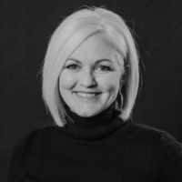 Trustyy Employee Roxanne Thayne's profile photo
