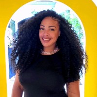 Crédit Agricole Titres Employee Julie Gaultier's profile photo