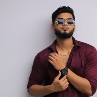 Poshmark Employee John Samuel's profile photo