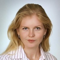 Judit Fenyvesi Email