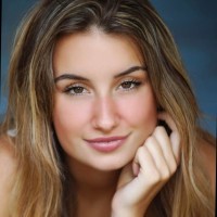 Tropical Smoothie Cafe Employee Emma Kneller's profile photo