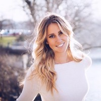 Full Circle Marketing and Design Employee Katie Vanfarowe's profile photo