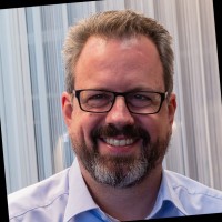 Alexander Voges Email