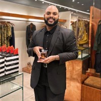 L'Oréal Employee Almir Neto's profile photo