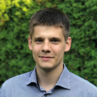 Piotr Zacha Email