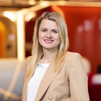 Justyna Lipska Email