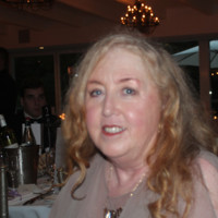 Calvary Mater Newcastle Employee Roz Everingham's profile photo