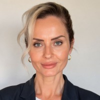 42 North Dental Employee Yvette Scarnato's profile photo