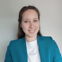 Julia Poljakow Email