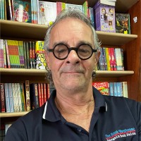 Book Warehouse Employee Russel Hinton's profile photo