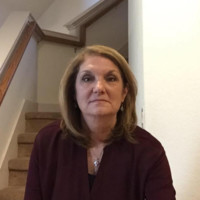 Vicki Olson Email & Phone Number