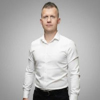 Paweł Rozmiarek Email