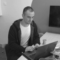 Julien Coche Email