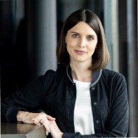 Iris Bujatti Email