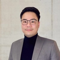 Huu Tran Email